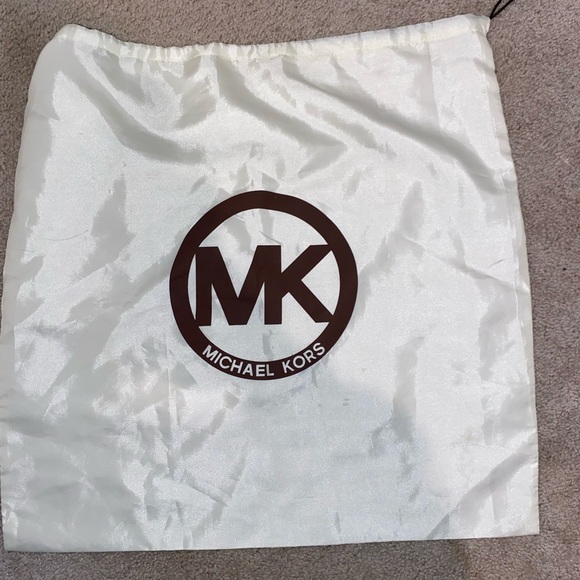 Michael Kors black purse with dust bag. - Picture 6 of 6